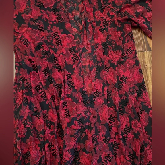 TORRID AC/DC Black & Red Floral Chiffon Hi-Lo Kimono Plus Size Concert - Picture 7 of 9